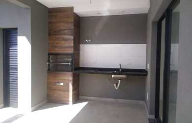 Imagem: A casa em condomínio possui 3 Dormitórios, 2 Banheiros, 2