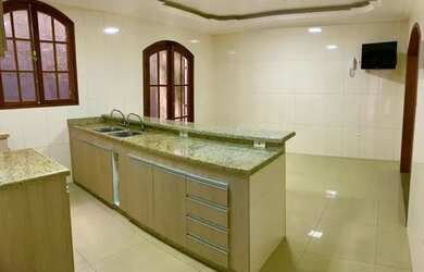 Imagem 4: CASA DE ALTO PADRÃO PARA LOCAÇÃO EM NOVA FRIBURGO