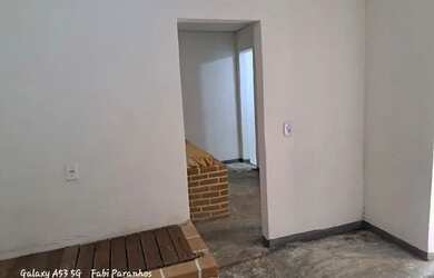 Imagem 2: Alugo quitinete no bairro Santa Terezinha Mil reais,tudo incluso