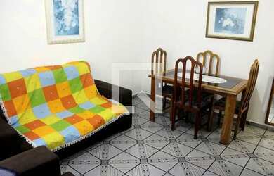 Imagem: O apartamento possui 1 Dormitório, 1 Banheiro, 48m² de Área