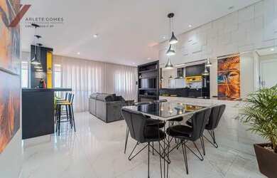 Imagem: O apartamento possui 2 Dormitórios, 1 Banheiro, 2 Vagas na