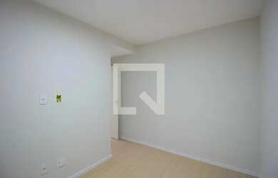 Imagem 8: Apartamento à Venda - Vila Carmosina, 2 Quartos, 47 m2