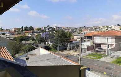 Imagem: A casa possui 3 Dormitórios, 4 Banheiros, 3 Vagas na garagem