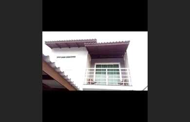 Imagem: A casa possui 3 Dormitórios, 2 Banheiros, 3 Vagas na garagem