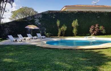 Imagem 1: Casa em Atibaia com terreo no 1.600m² para venda