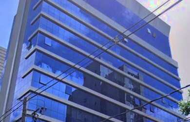 Imagem: O depósito possui 1 Vaga na garagem e 168m² de Área e está