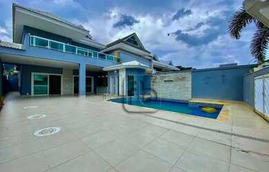 Imagem: A casa em condomínio possui 4 Dormitórios, 5 Banheiros, 4