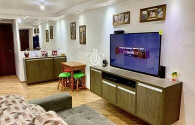 Imagem: O apartamento possui 2 Dormitórios, 1 Banheiro, 1 Vaga na garagem