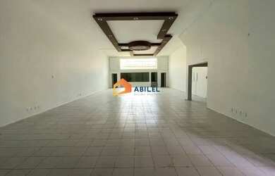 Imagem: O depósito possui 400m² de Área e está localizado em Vila