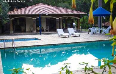 Imagem: A fazenda possui 13000m² de Área e está localizado em Centro