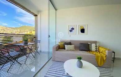 Imagem: O apartamento possui 2 Dormitórios, 2 Banheiros, 2 Vagas na