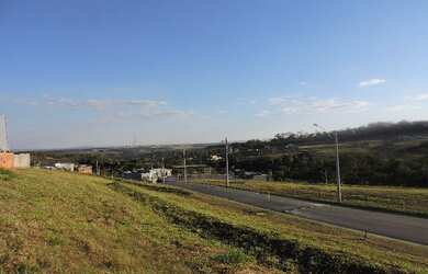Imagem: O terreno possui 300m² de Área e está localizado em Jardins