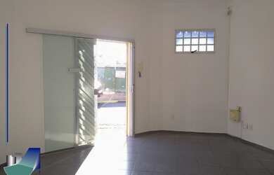 Imagem: O depósito possui 30m² de Área e está localizado em Jardim