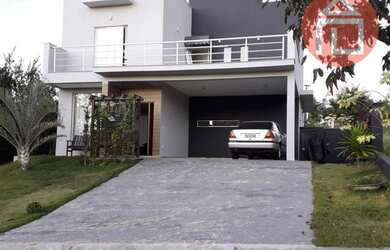 Imagem: A casa em condomínio possui 3 Dormitórios, 5 Banheiros, 2