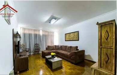 Imagem: O apartamento possui 2 Dormitórios, 2 Banheiros, 140m² de