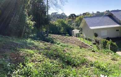 Imagem: O terreno possui 432m² de Área e está localizado em Nova