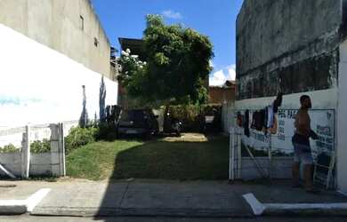 Imagem: O terreno está localizado em Industrial, Aracaju à venda por