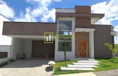 Imagem: A casa em condomínio possui 3 Dormitórios, 3 Banheiros, 1