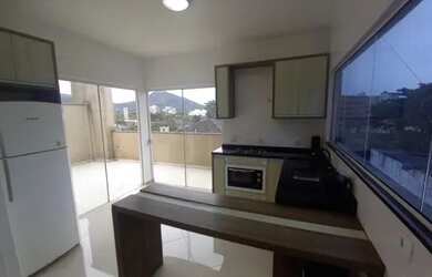 Imagem: O apartamento na cobertura possui 2 Dormitórios, 1 Banheiro