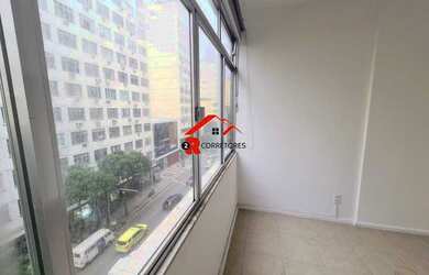 Imagem: A kitnet possui 1 Dormitório, 1 Banheiro, 30m² de Área e