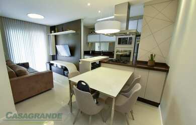 Imagem: O apartamento possui 2 Dormitórios, 2 Banheiros, 2 Vagas na