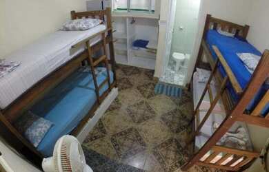 Imagem: O quarto possui Imóvel mobiliado e está localizado em Centro