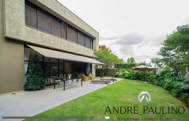 Imagem: A casa em condomínio possui 3 Dormitórios, 1 Banheiro, 210m²