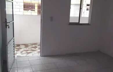 Imagem 4: Aluga-se casa. Varanda, 1 Banheiroe1 Dormitório