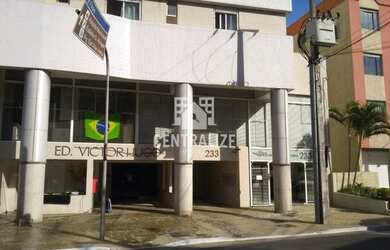 Imagem: O apartamento possui 3 Dormitórios, 1 Banheiro, 1 Vaga na garagem