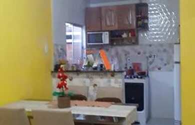 Imagem: A casa possui 2 Dormitórios, 1 Banheiro, 70m² de Área e