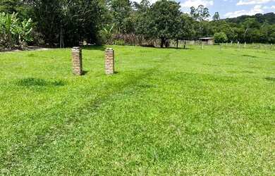 Imagem: O terreno está localizado em Centro, Mairiporã à venda por