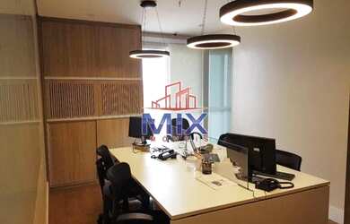 Imagem: O depósito possui 1 Vaga na garagem, 50m² de Área e está