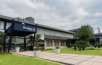 Imagem: O studio possui 1 Dormitório, 1 Banheiro, 24m² de Área e