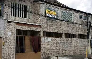 Imagem: A casa possui 1 Banheiro, 15m² de Área e está localizado