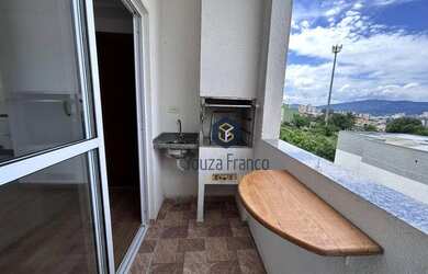 Imagem: O apartamento possui 2 Dormitórios, 2 Banheiros, 1 Vaga na