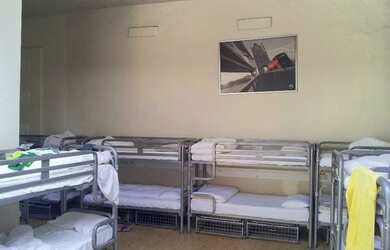 Imagem: A pousada chalé possui 4 Dormitórios, 4 Vagas na garagem e