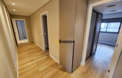 Imagem 6: Apartamento novo, andar alto, nunca habitado, 3 suítes, 4 vagas