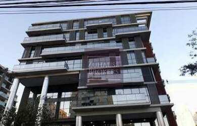 Imagem: O depósito possui 3 Vagas na garagem e 80m² de Área e está