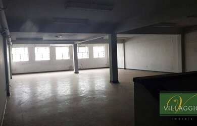 Imagem: O depósito possui 516m² de Área e está localizado em Centro