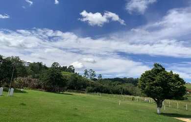 Imagem: O terreno está localizado em Centro, Mairiporã à venda por
