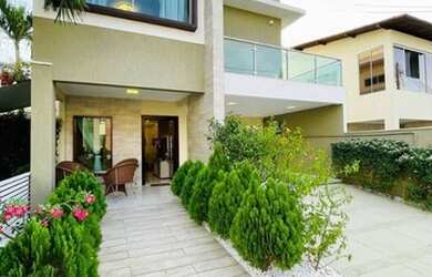 Imagem: A casa em condomínio possui 4 Dormitórios, 5 Banheiros, 2