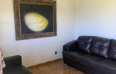 Imagem: A casa possui 2 Dormitórios, 1 Banheiro, 1.000m² de Área