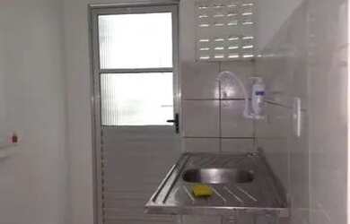 Imagem 5: Aluga-se casa. Varanda, 1 Banheiroe1 Dormitório