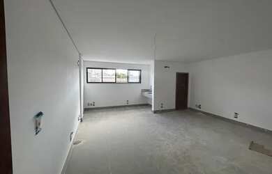 Imagem: A casa possui 1 Dormitório, 1 Banheiro, 35m² de Área e está