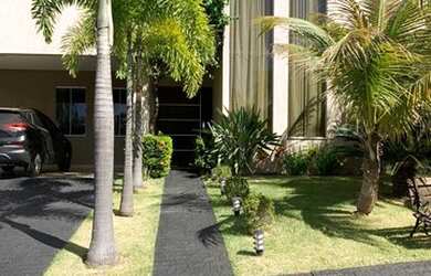 Imagem: A casa em condomínio possui 3 Dormitórios, 3 Banheiros, 2