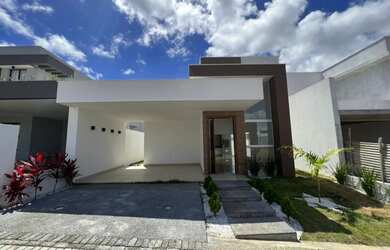 Imagem: A casa em condomínio possui 3 Dormitórios, 4 Banheiros, 2