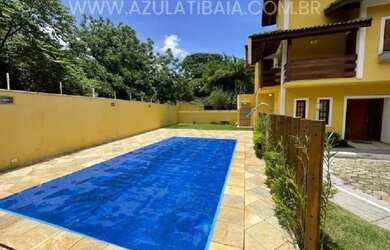 Imagem: A casa em condomínio possui 3 Dormitórios, 2 Banheiros, 2