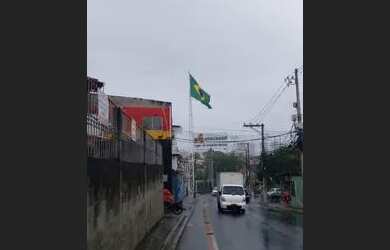 Imagem: O terreno possui 180m² de Área e está localizado em Centro