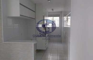 Imagem: O apartamento possui 2 Dormitórios, 1 Banheiro, 1 Vaga na garagem