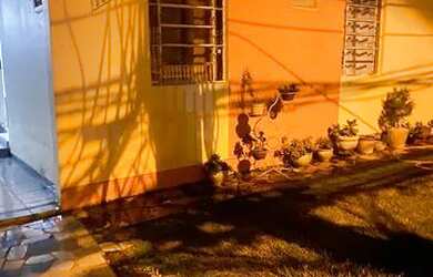 Imagem 1: Alugo casa. 3 Vagas na garageme4 Dormitórios